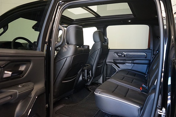 Dodge RAM 1500 15 of 17