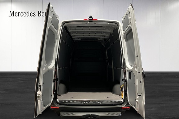 Mercedes-Benz eSprinter 414 5 of 5