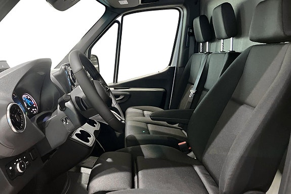 Mercedes-Benz eSprinter 414 7 of 15
