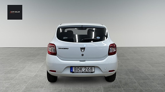 Dacia Sandero 6 of 15