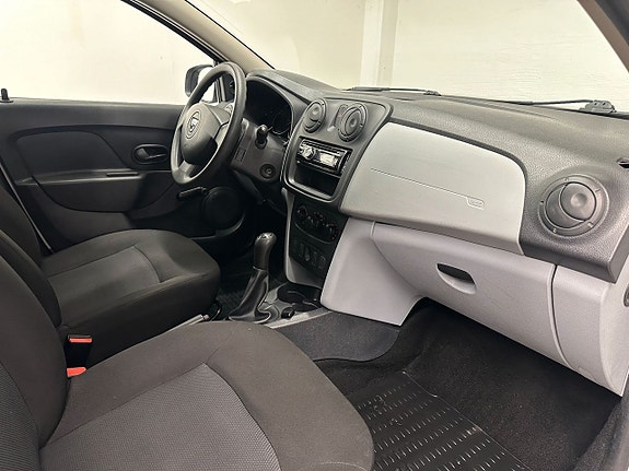 Dacia Sandero 12 of 15
