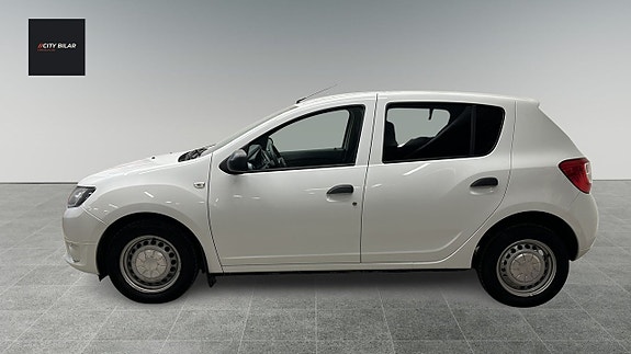 Dacia Sandero 8 of 15