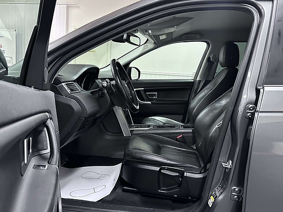 Land Rover Discovery Sport 14 of 25