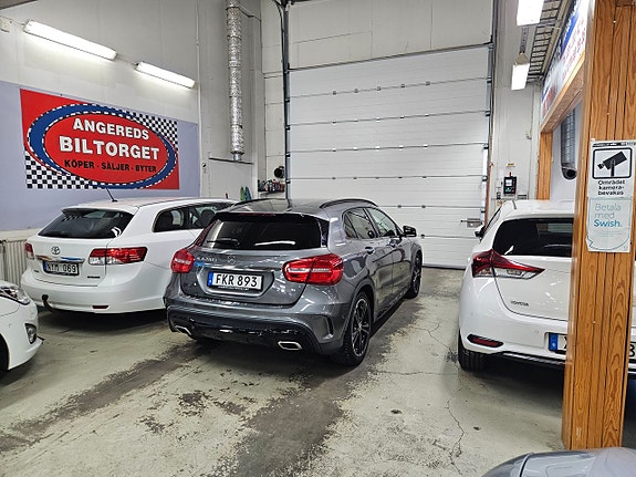 Mercedes-Benz GLA200 d 6 of 17