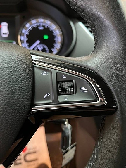 Skoda Octavia 14 of 17