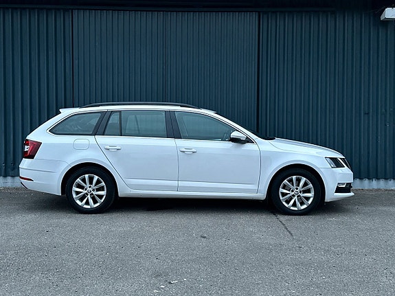 Skoda Octavia 4 of 5