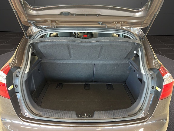 Kia Rio 7 of 14
