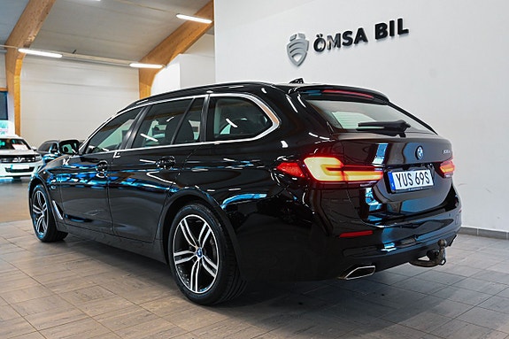 BMW 530e 5 of 5