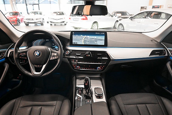 BMW 530e 10 of 22