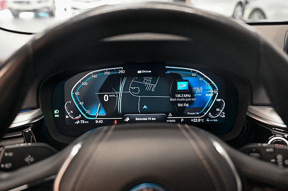 BMW 530e 15 of 22