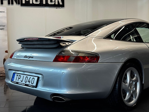 Porsche 911 9 of 27