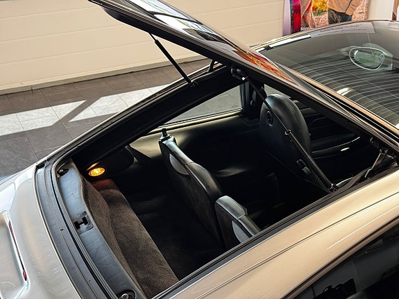 Porsche 911 12 of 27