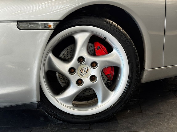 Porsche 911 3 of 5