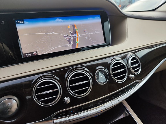 Mercedes-Benz S400 12 of 19