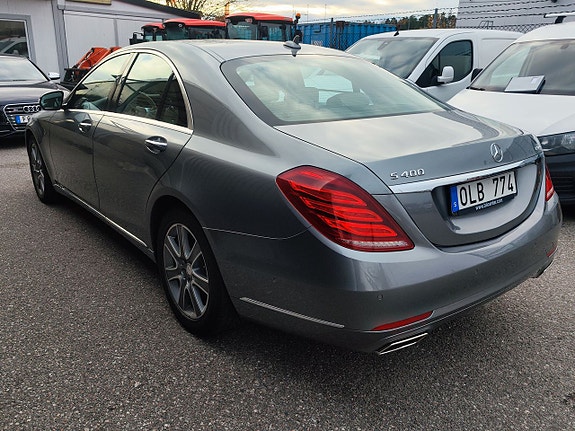 Mercedes-Benz S400 5 of 5