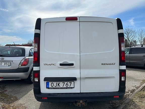 Renault Trafic 8 of 14