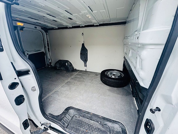 Renault Trafic 5 of 14