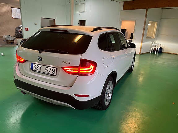 BMW X1 6 of 11