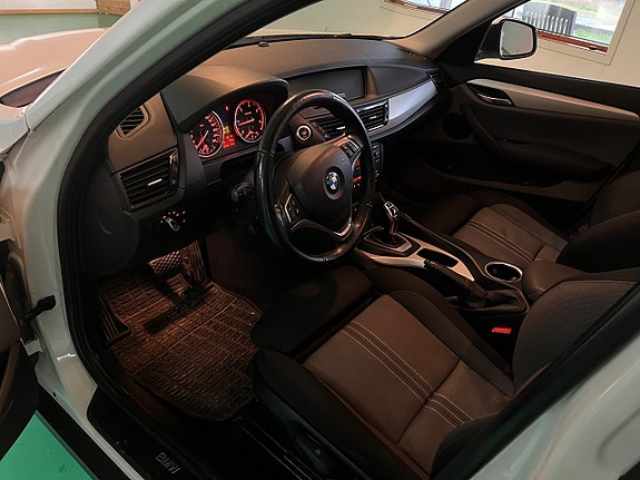 BMW X1 7 of 11