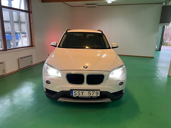 BMW X1 2 of 5