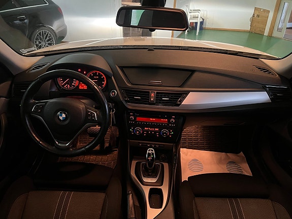 BMW X1 8 of 11