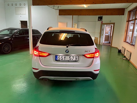 BMW X1 5 of 5