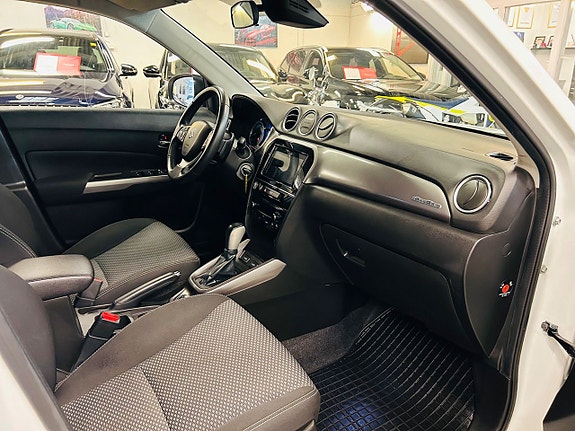 Suzuki Vitara 8 of 19