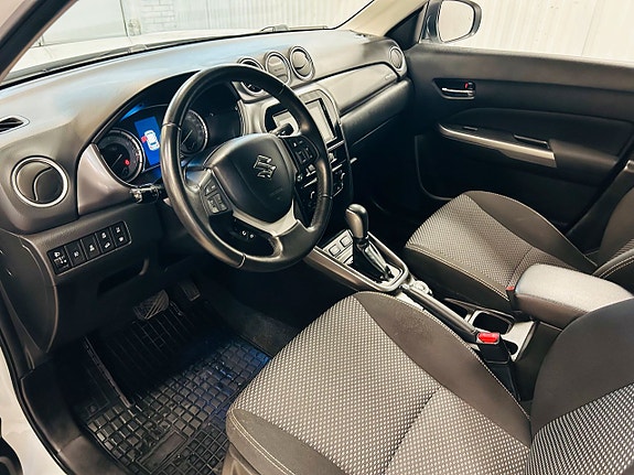 Suzuki Vitara 7 of 19