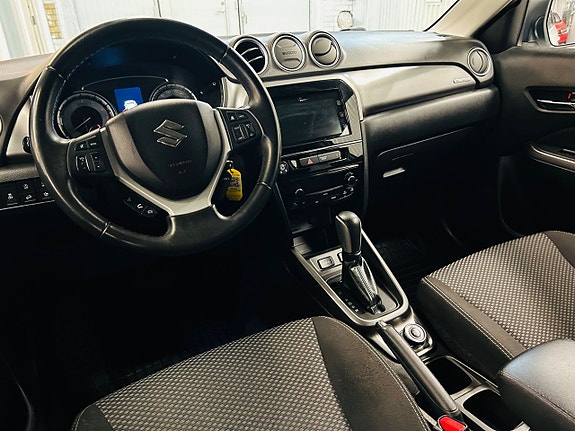 Suzuki Vitara 11 of 19