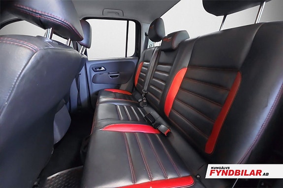 Volkswagen Amarok 5 of 9
