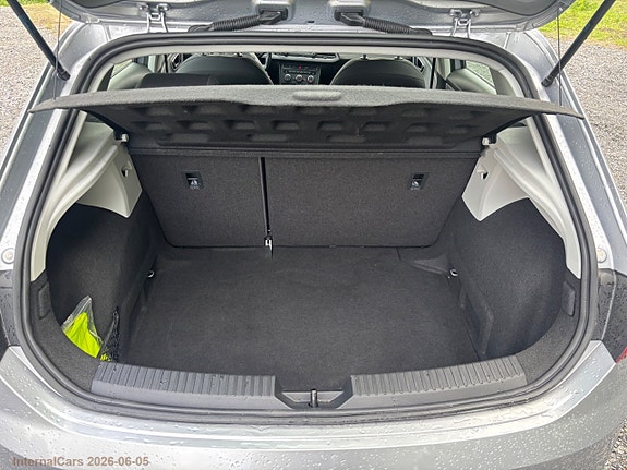 Seat Leon 10 of 23