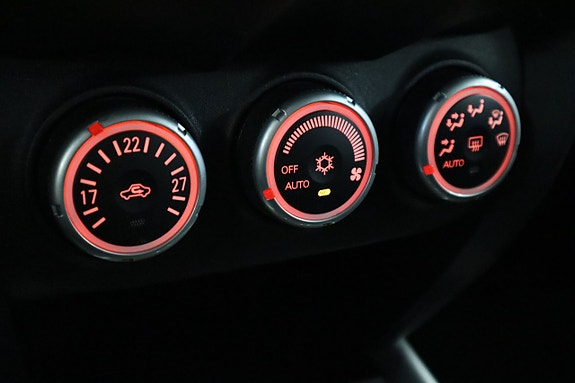 Mitsubishi ASX 8 of 15