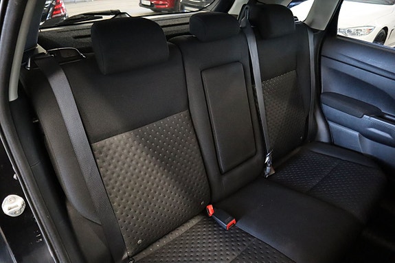 Mitsubishi ASX 12 of 15