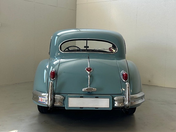 Jaguar XK140 10 of 23