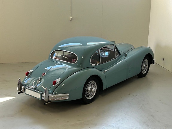 Jaguar XK140 12 of 23