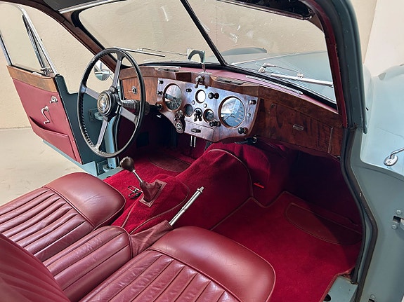 Jaguar XK140 20 of 23