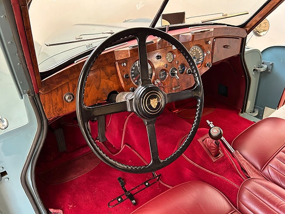 Jaguar XK140 16 of 23
