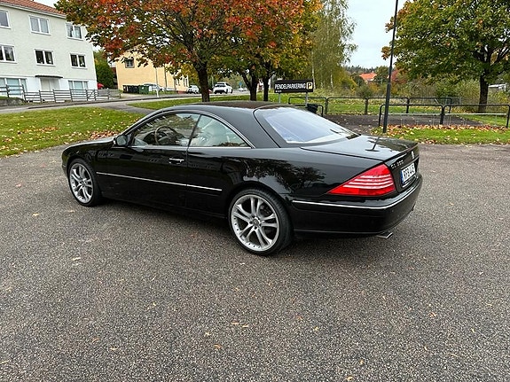 Mercedes-Benz CL500 10 of 13