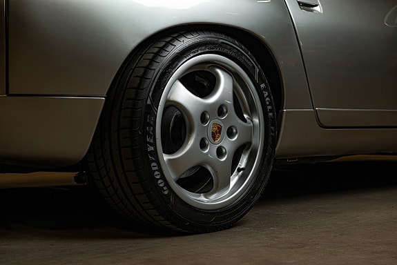 Porsche 928 28 of 28