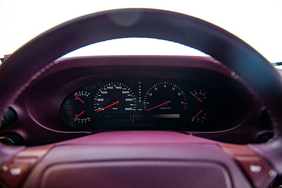 Porsche 928 19 of 28