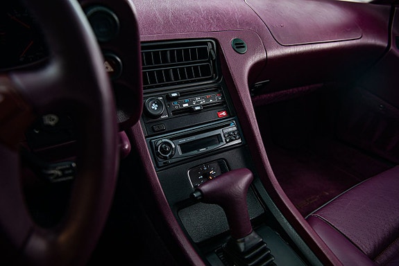 Porsche 928 20 of 28