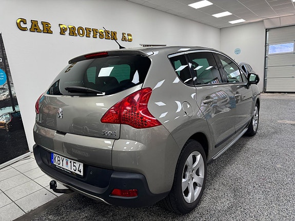 Peugeot 3008 4 of 5