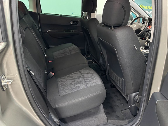 Peugeot 3008 15 of 21