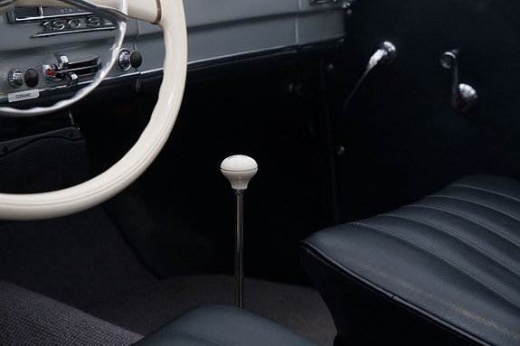 Mercedes-Benz 190 SL 11 of 26