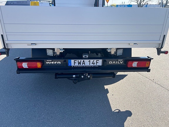 Iveco Daily 50C18 A8 Hi-Matic Kranbil Fjärrstyrd Kran 23 of 30