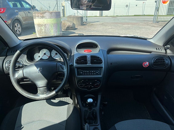 Peugeot 206 5 of 5