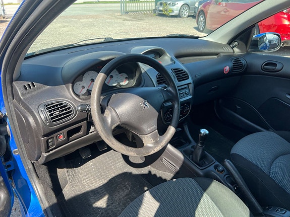 Peugeot 206 4 of 5