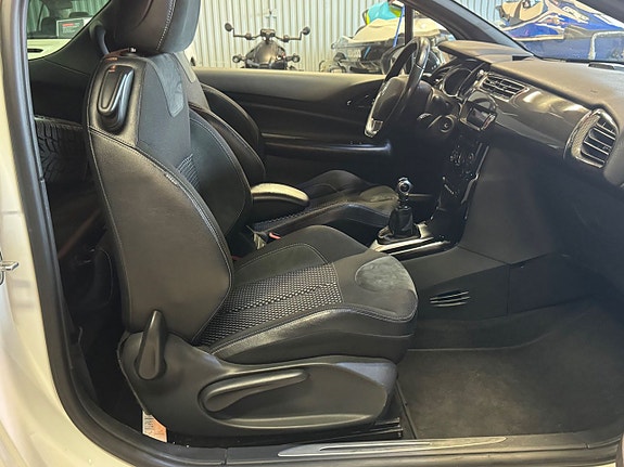 Citroen DS3 11 of 11