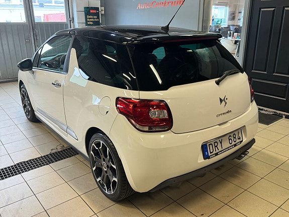 Citroen DS3 4 of 5