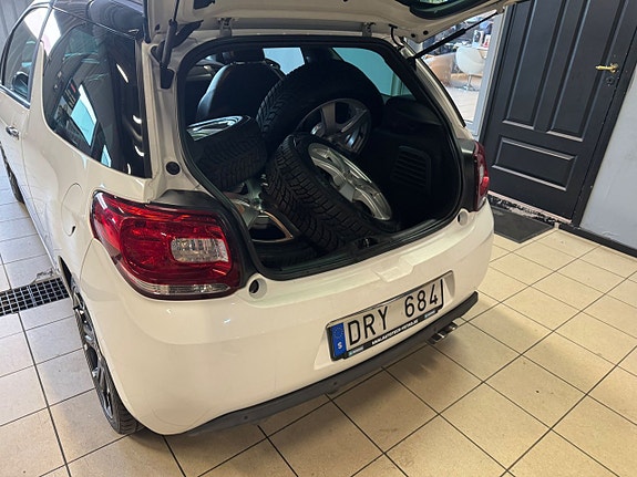 Citroen DS3 9 of 11